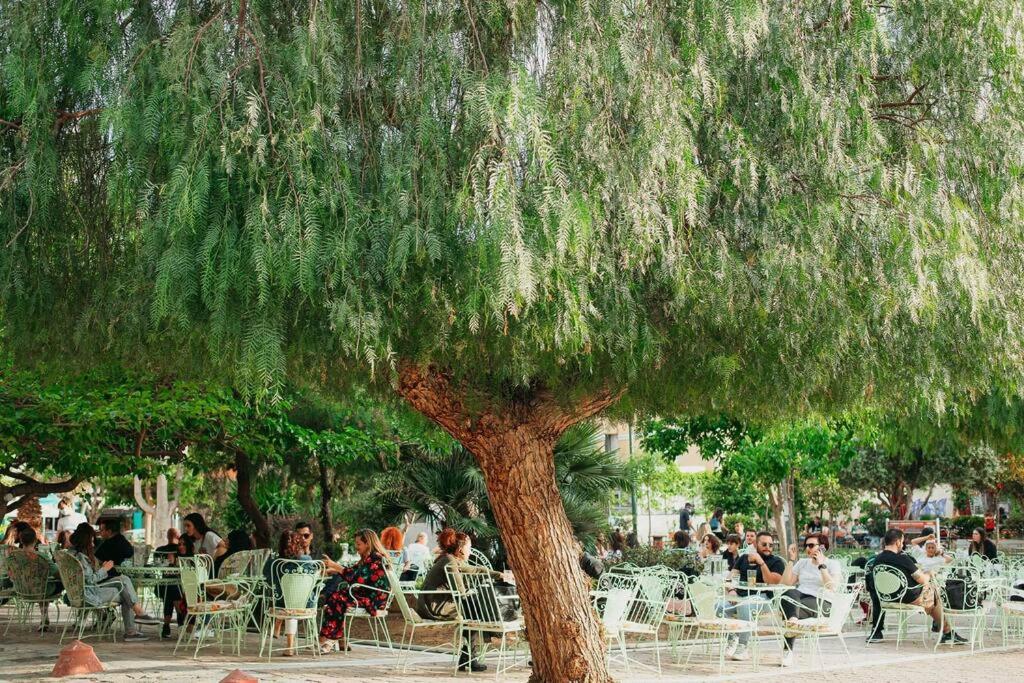 Academy Elegant #102 Athens